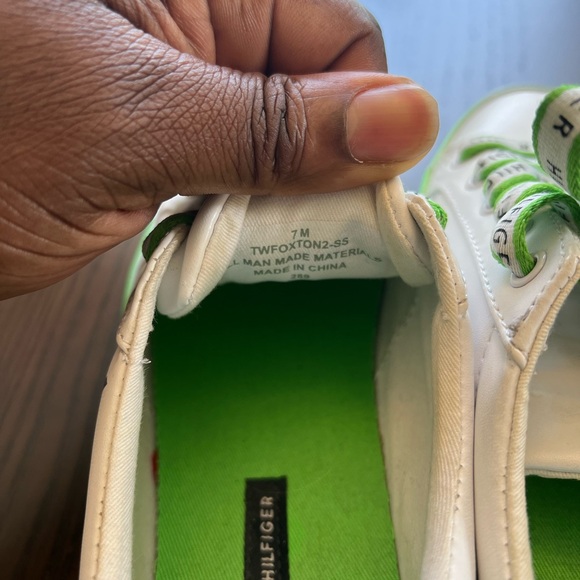 Tommy Hilfiger Green and White sneakers Size / 7M - Picture 6 of 7